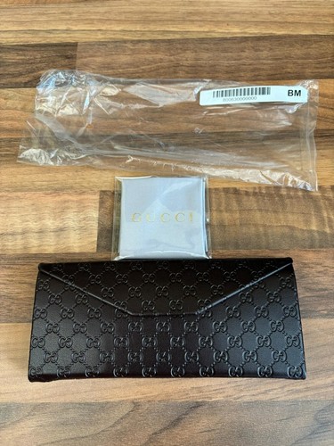 Gucci glasses case with cloth - case,