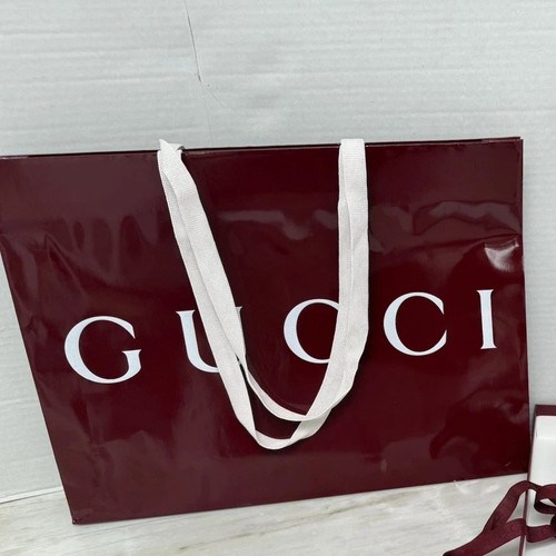 Gucci burgundy gift bag - burgundy,
