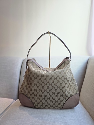 Vintage gucci canvas - vintage, abbey